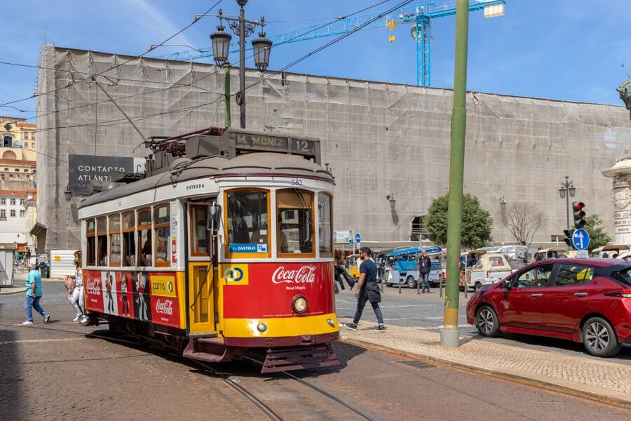 Lisbon: History, Stories and Lifestyle Walking Tour - Key points before you go