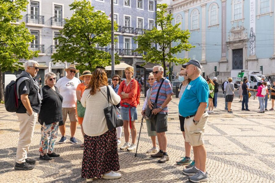 Lisbon: History, Stories and Lifestyle Walking Tour - Portas do Sol to Alfama: monasteries, a pantheon, and the oldest streets