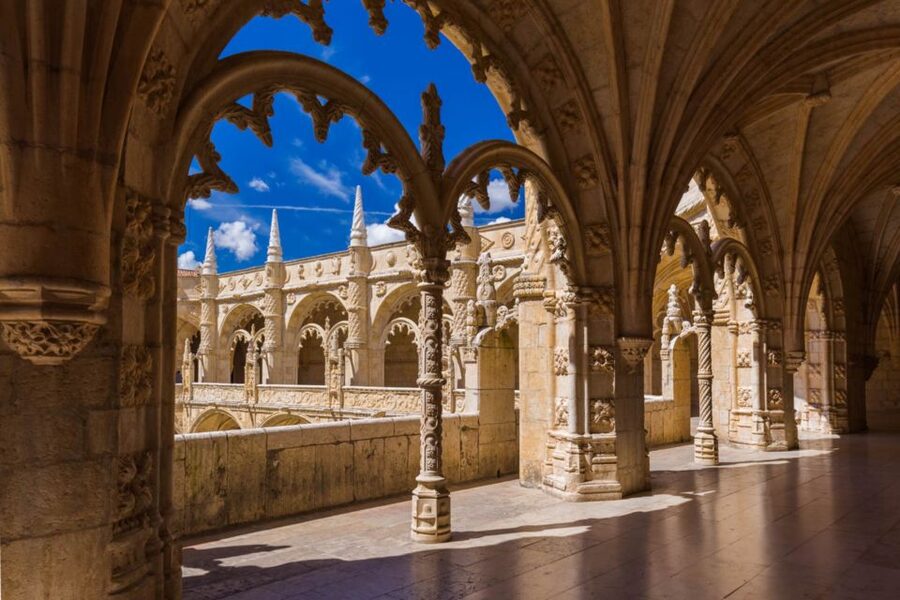 Lisbon: Jerónimos Monastery E-Ticket and Audio Guide - What You Hear: Southern Portal, Cloister, Chapter Room, and Tombs