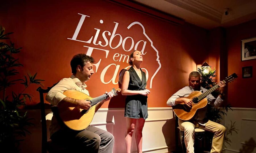 Lisbon: Live Fado Show with Port Wine at Lisboa em Fado - Key highlights to know before you go