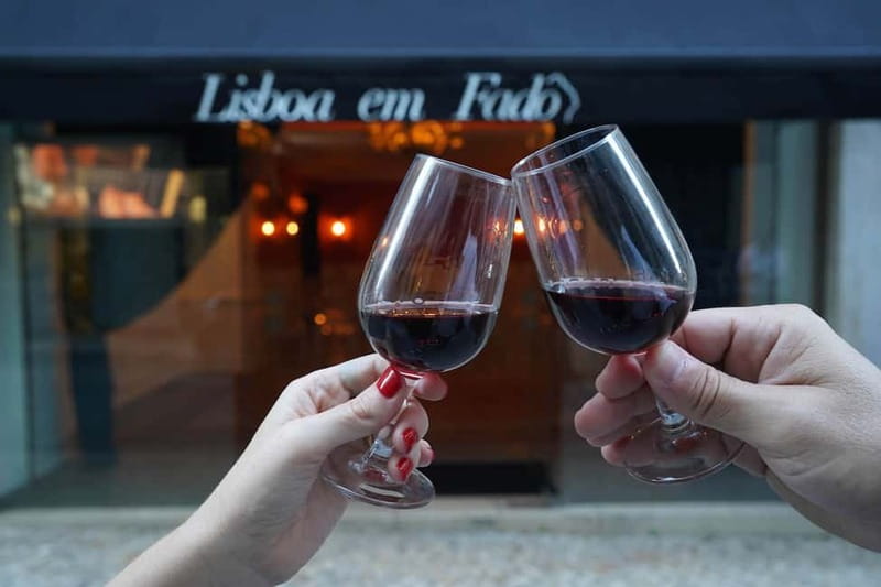 Lisbon: Live Fado Show with Port Wine at Lisboa em Fado - Fado, guitars, and the stories you can actually follow