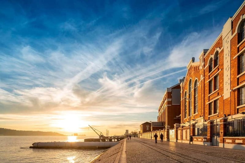 Lisbon: MAAT Gallery and MAAT Central Entry Tickets - MAAT Gallery: unconventional architecture and rotating contemporary exhibitions