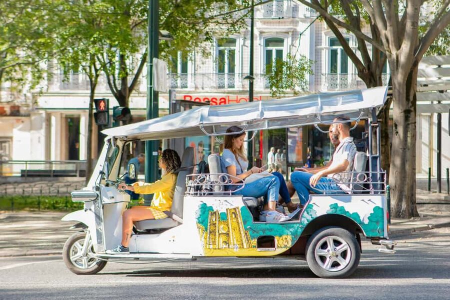 Lisbon on a Tuk Tuk Tour: History & Viewpoints - Graça and Portas do Sol: the photos that justify the uphill ride