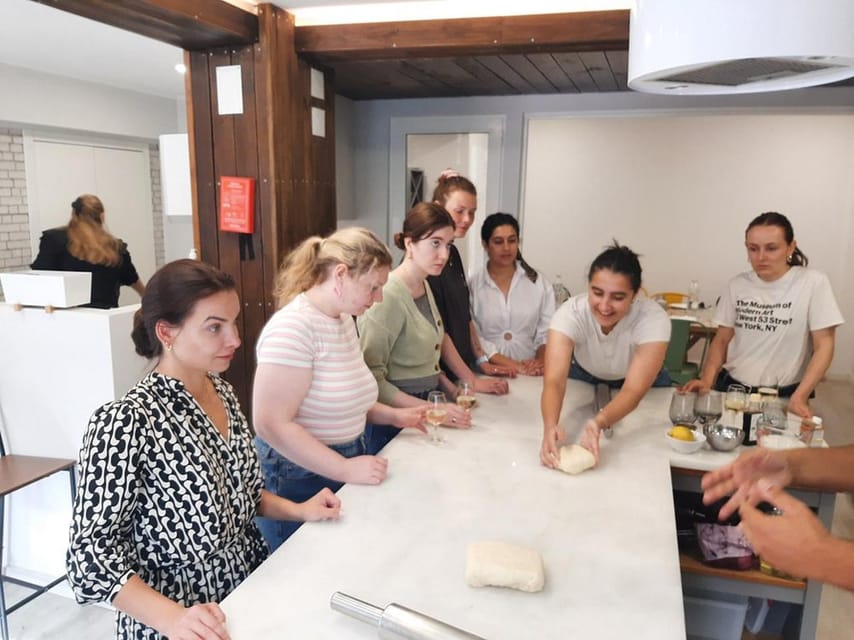 Lisbon: Pasteis de Nata Baking Class - Meeting point tips and what to plan for