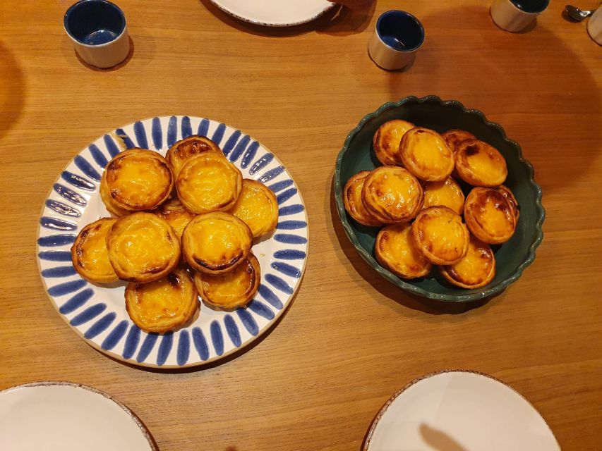 Lisbon: Pastel de Nata Baking Class - Drinks during class, from coffee to Ginginha