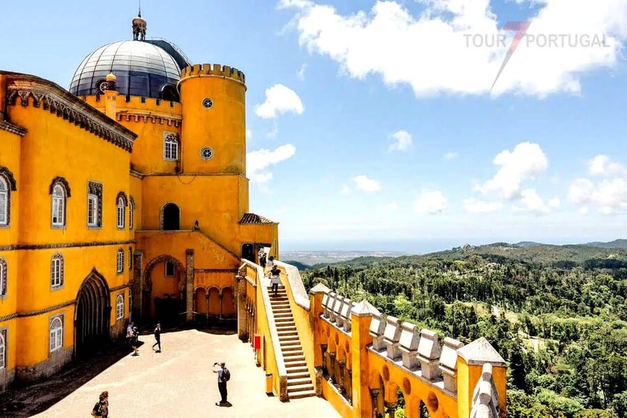 Lisbon: Pena Palace, Moorish Castle, Qta. Regaleira & Sintra - Sintra in One Swing: what this 8-hour plan covers