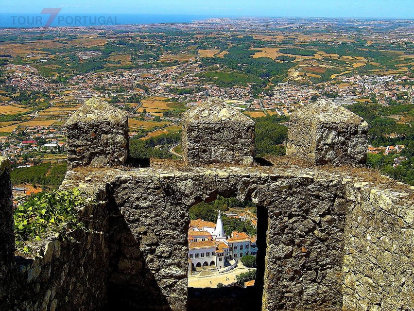 Lisbon: Pena Palace, Moorish Castle, Qta. Regaleira & Sintra - Cabo da Roca and Cascais: the ocean finish you will remember