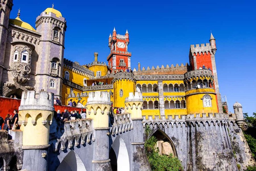 Lisbon: Pena Palace, Sintra, Roca & Cascais by Van - Cascais: A Coastal Break With Time to Walk, Shop, and Reset