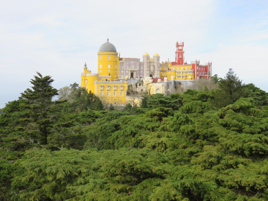 Lisbon: Pena, Regaleira & Atlantic Coast Tour with a Local - Pena Palace: viewpoints, color, and smart pacing