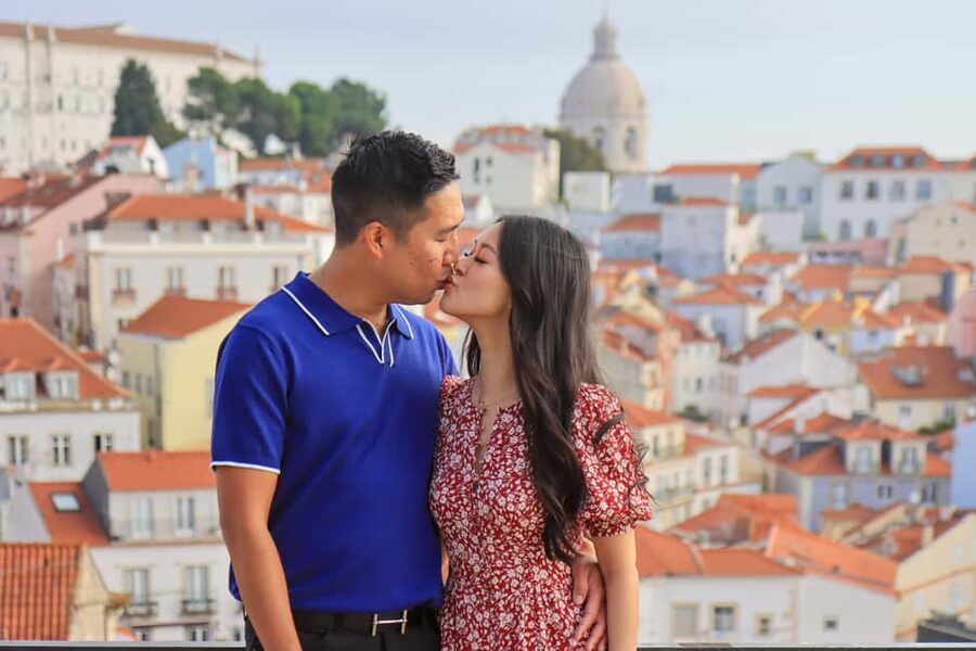 Lisbon: Photoshoot with a Professional Local Photographer - Bairro Alto and Elevador da Bica: vertical Lisbon in photos