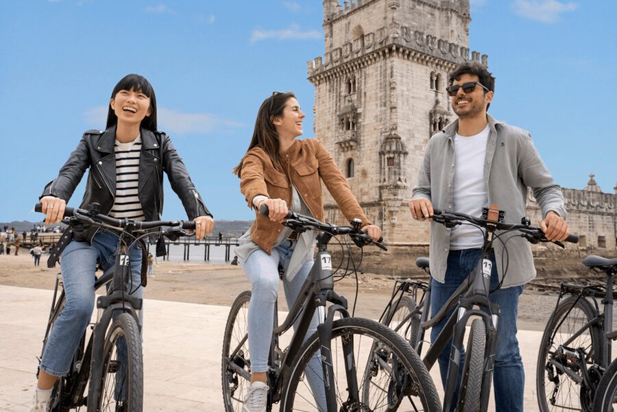 Lisbon: Private Boat Trip, Guided Walking Tour, Bike & Tram - Starting point at Praça Dom Pedro IV: easy to find, central to launch