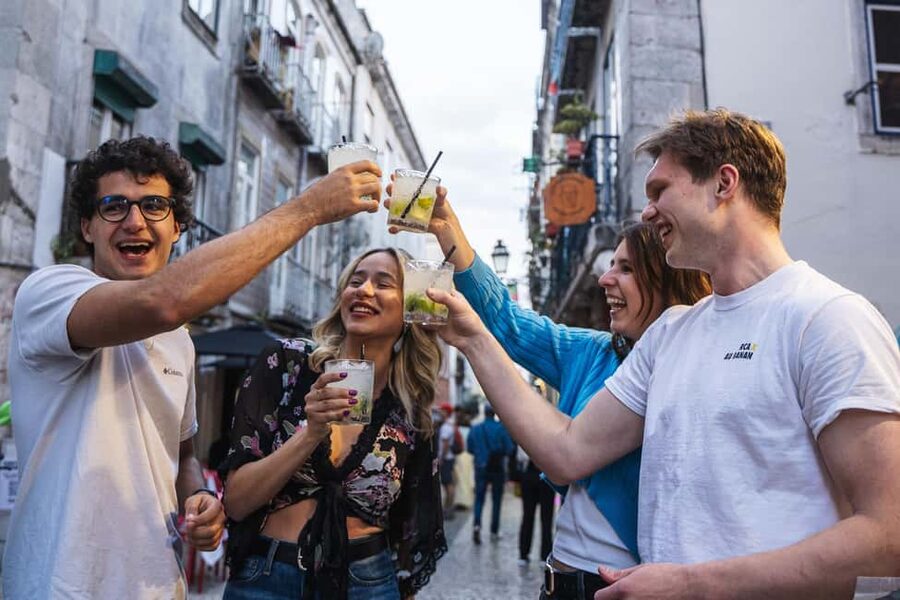 Lisbon: Private Dark History Walking Tour with Drinks - Ending in a club: how to keep the night going your way