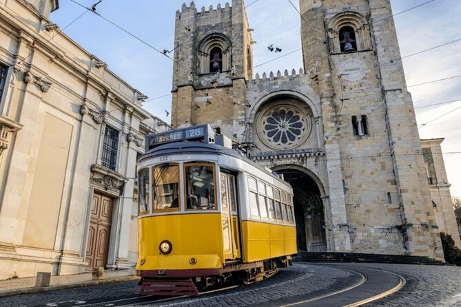 Lisbon Private Driver and Customizable Tour - Belém and the Discoveries era: Torre de Belém and the Monument zone