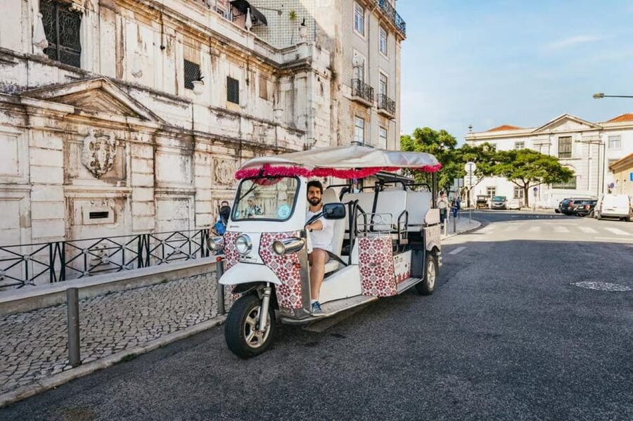 Lisbon: Private Guided Tuk-Tuk Tour with Hotel Pickup - Portas do Sol and Senhora do Monte: viewpoint stops that do the heavy lifting