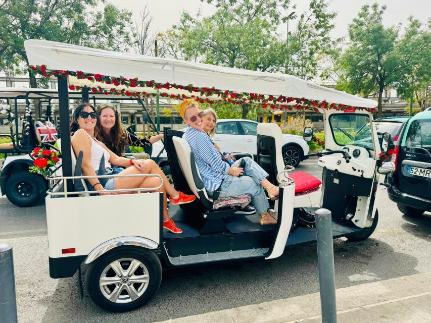 Lisbon: Private Sightseeing Tour by Tuk-Tuk - Key moments that make this tuk-tuk tour work