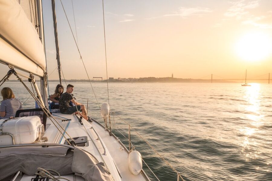 Lisbon: Private Sunset Cruise on the Tagus River with Drink - Key things I’d circle on this cruise