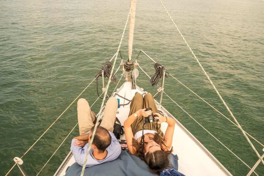 Lisbon: Private Sunset Cruise on the Tagus River with Drink - Weather, comfort, and how to dress like a local