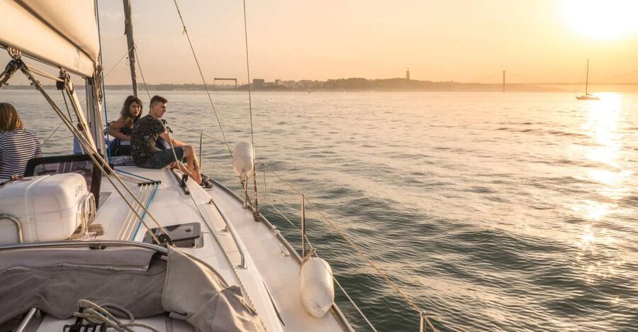 Lisbon: Private Sunset Cruise on the Tagus River with Drink - Starting at Belém, right by Padrão dos Descobrimentos