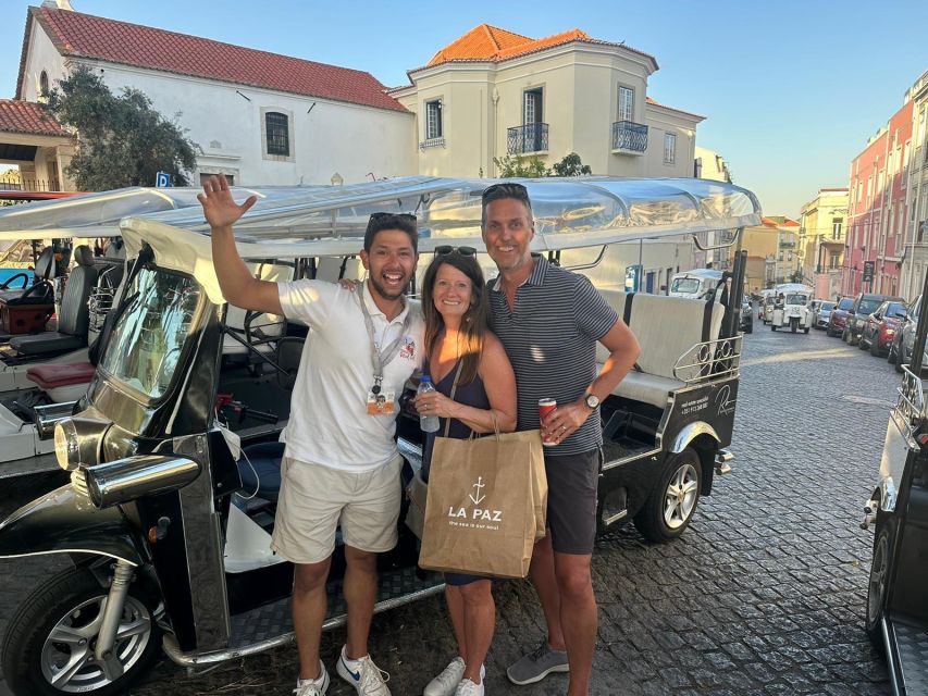 Lisbon: Private Tuk-Tuk Tour - Tagus River photo stop: a quick break that pays off later