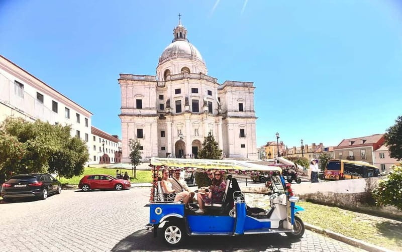 Lisbon: Private Tuk Tuk Tour with Polaroid Photos - Getting your photos right: how the Polaroids fit the ride