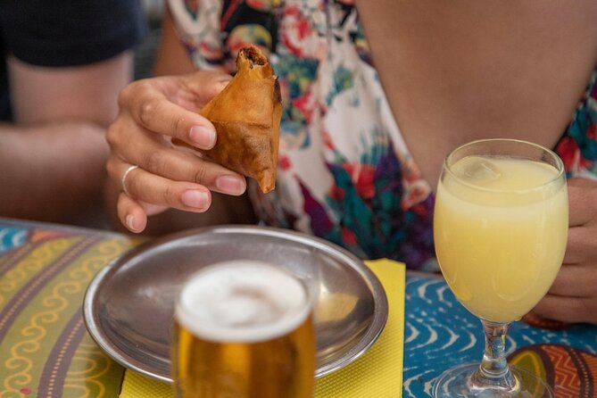 Lisbon Roots - Small group Food & Culture Walking Tour w/tastings - 12 tastings and 5 drinks: how to plan your appetite