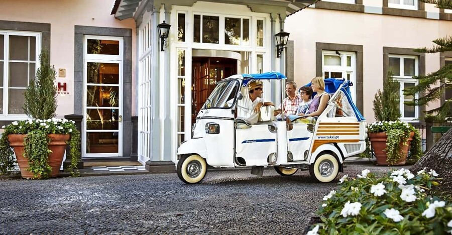 Lisbon's historic old town in a tuk-tuk in German - Timing Tips: Making the 2 to 3.5 Hour Ride Fit Your Day