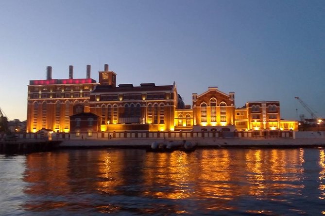 Lisbon Sailing Tour: 2-Hour Cultural Scenic Cruise with Wine - Weather and dress: plan for all conditions, but don’t ignore comfort