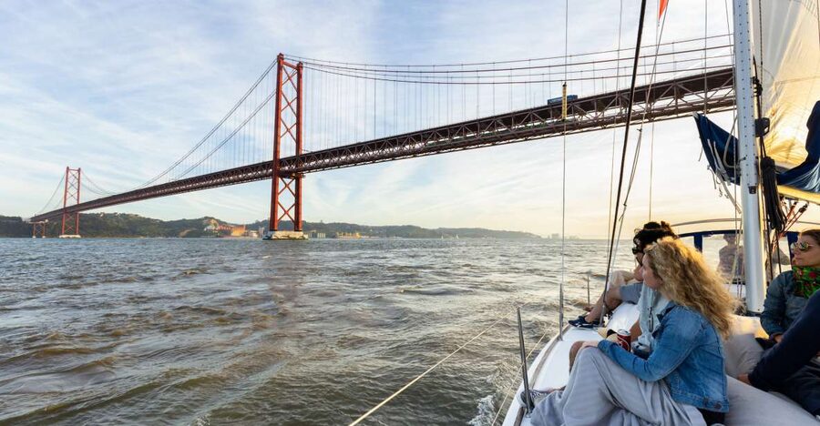 Lisbon: Sailing Tour on the Tagus River - Safety Briefing and Your Boat Time Starts Fast
