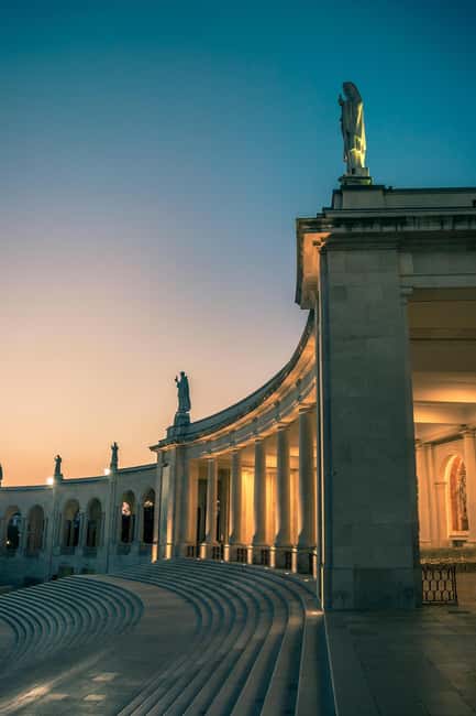 Lisbon: Sanctuary Fátima & Little Shepperd Town Guide Tour - Should You Book This Fátima Sanctuary and Little Shepherd Town Tour?
