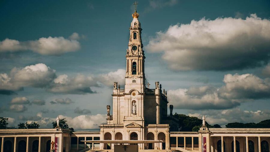 Lisbon: Sanctuary Fátima & Little Shepperd Town Guide Tour - Aljustrel, the Shepherds Town Stop That Grounds the Whole Story