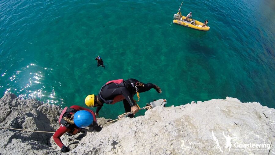 Lisbon: Sesimbra/Arrábida Natural Park Coasteering Adventure - Practical tips that make the day smoother