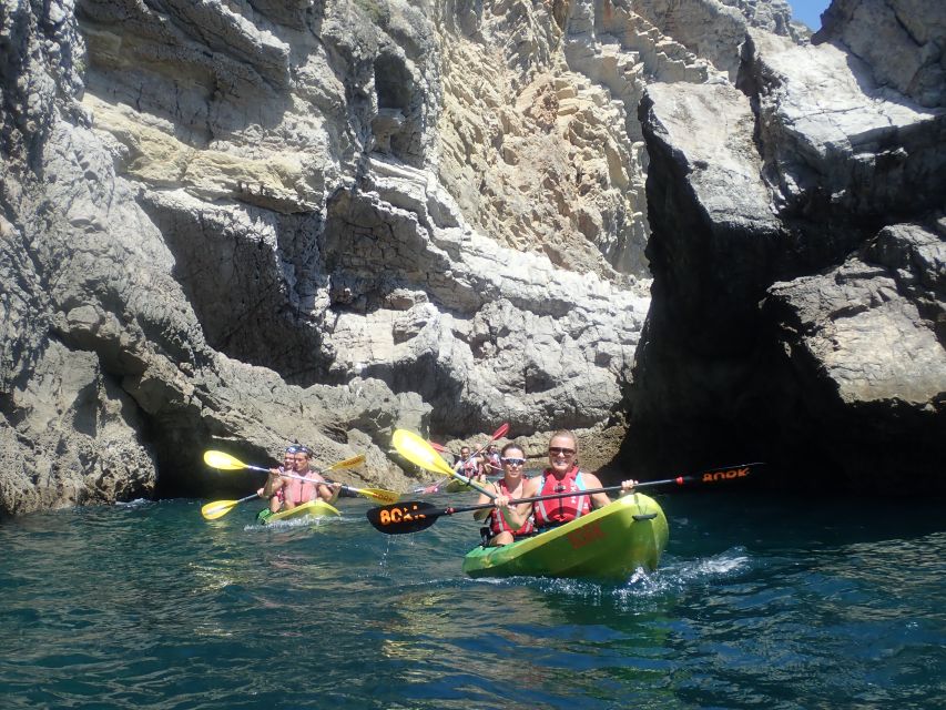 Lisbon: Sesimbra Kayak Discovery Experience - From Lisbon to Sesimbra by van: how the day starts