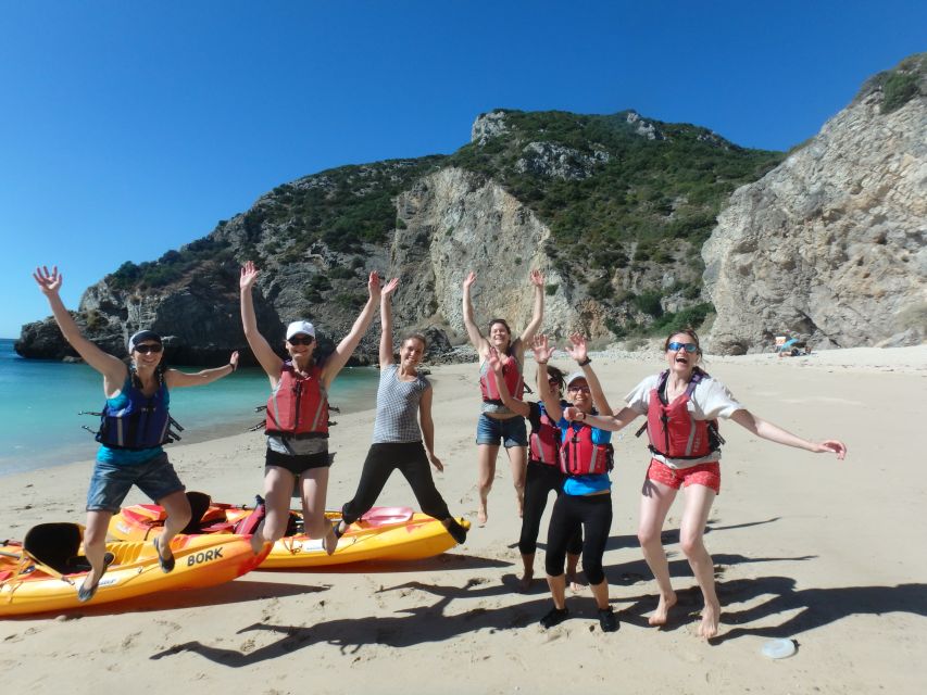 Lisbon: Sesimbra Kayak Discovery Experience - Bay of Sesimbra to Arrábida Natural Park: the paddle that feels like a preview