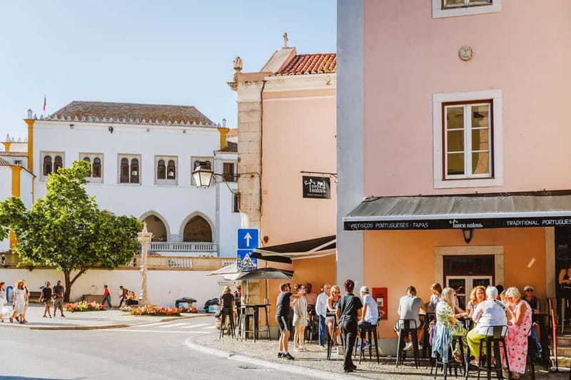 Lisbon: Sintra Cascais & Pena Palace Small Group Tour - FAQ