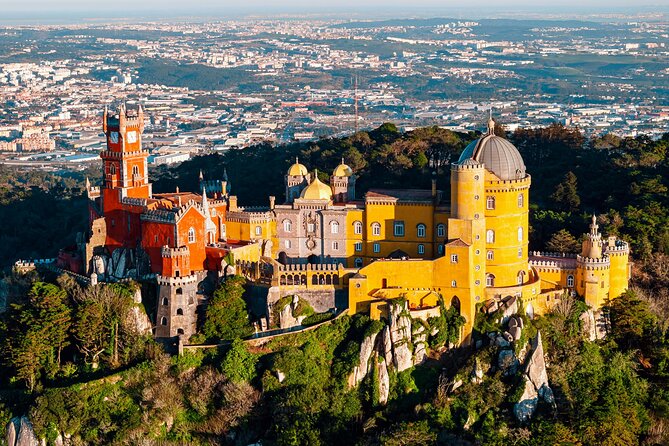 Lisbon: Sintra Half-Day Guided Tour with Pena Palace Tickets - Castelo dos Mouros: a Moorish fortress, mostly from the outside
