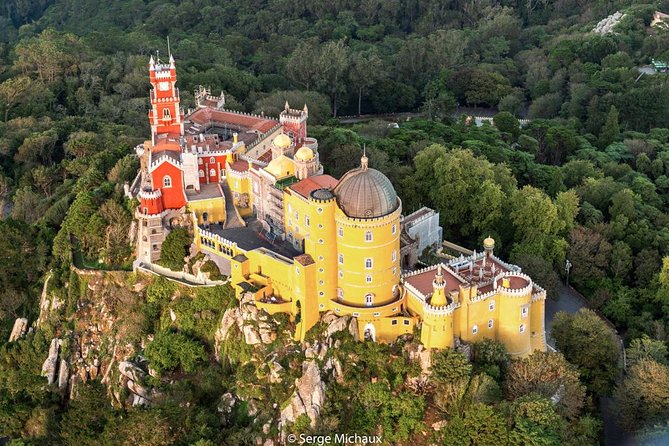 Lisbon: Sintra, Pena, Cabo da Roca Coast & Cascais Tour - Cabo da Roca and the westernmost cliffs: pictures, wind, and timing