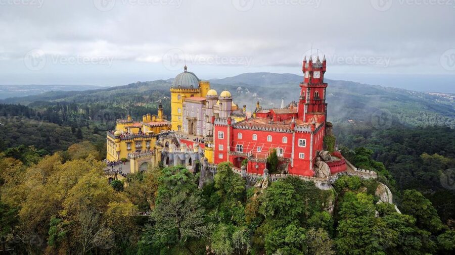 Lisbon: Sintra, Pena, Moorish Castle, Regaleira & Cascais - Castle of the Moors: 8th-century walls and big-picture Reconquista context