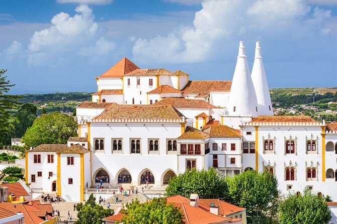 Lisbon: Sintra, Pena Palace, Cape Roca & Cascais - Guided Tour - Key things to know before you go