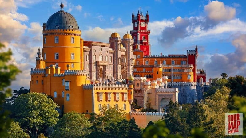 Lisbon: Sintra, Pena Palace, Moorish Castle & Regaleira Tour - Why Pena, Moorish Castle, Regaleira, and Sintra Old Town work in one day
