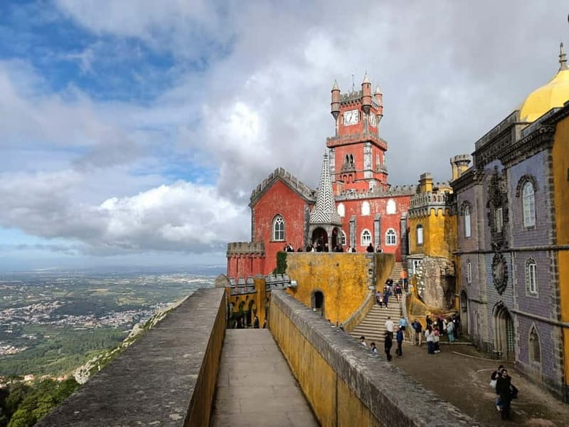Lisbon: Sintra, Pena Palace, Moorish Castle & Regaleira Tour - Cabo da Roca: when the coast turns dramatic and cold (in the best way)