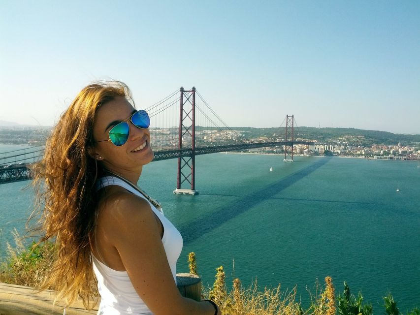 Lisbon: Sintra, Pena Palace, Quinta Regaleira, Cascais Tour - Quinta da Regaleira: architecture and the joy of getting lost