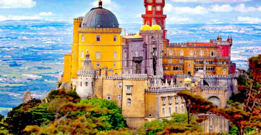 Lisbon: Sintra, Pena Palace, Quinta Regaleira, Cascais Tour - National Palace and Sintra’s broader royal feel