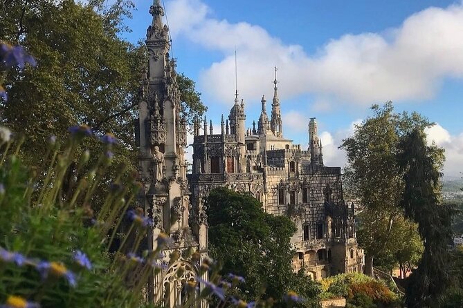Lisbon: Sintra, Pena Palace, Regaleira, Roca & Cascais Day Tour - Sintra town on foot, plus Piriquita pastries and crafts