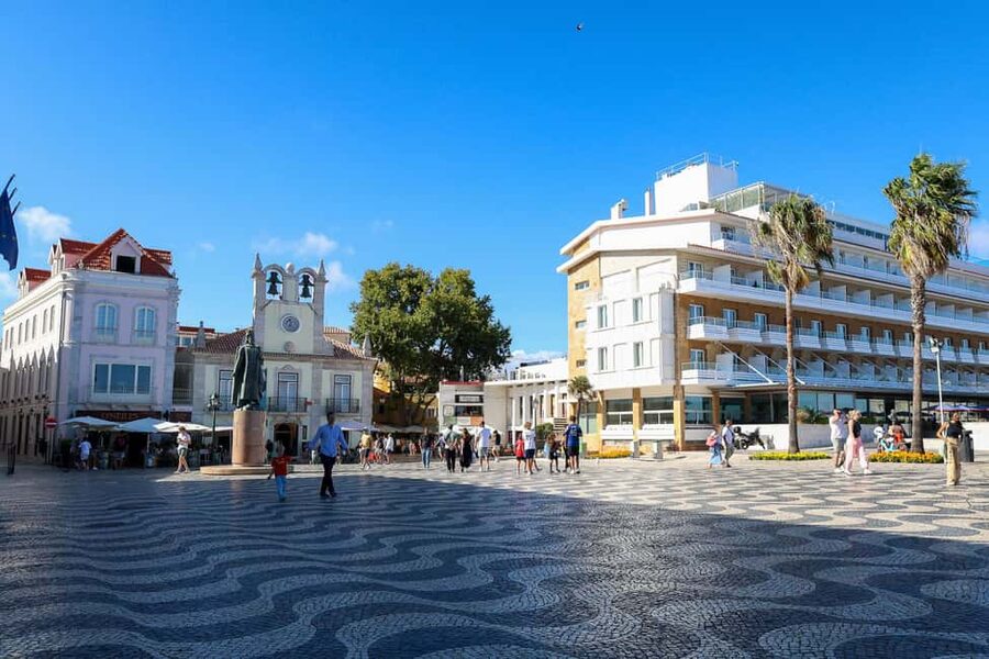 Lisbon: Sintra, Pena Palace & Wine Tasting Small-Group Tour - Price and Value: Is $93 a Good Deal for a 9-Hour Day?