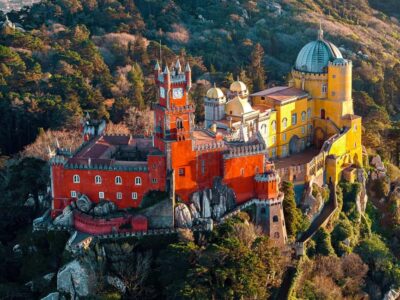 Sintra, Pena, Regaleira, Cabo & Cascais Tour