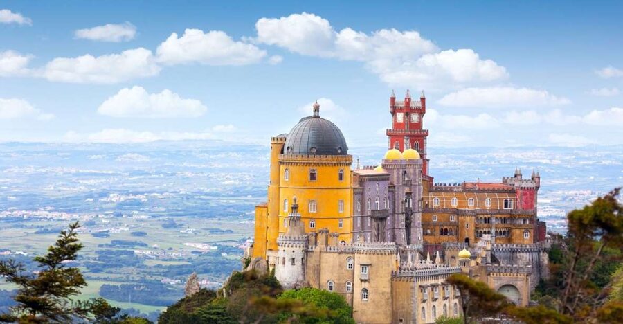 Lisbon: Sintra, Pena, Regaleira, Cabo da Roca & Cascais - Who should book this Lisbon-Sintra-Cabo day trip