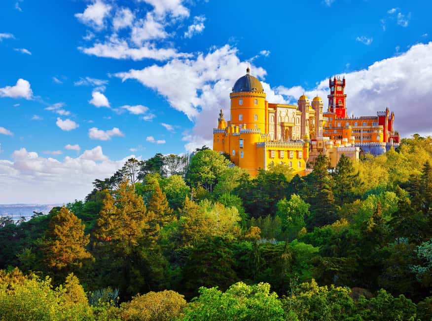 Lisbon: Sintra, Pena, Regaleira, Roca, Cascais (with pickup) - Sintra old town on foot, plus Quinta da Regaleira