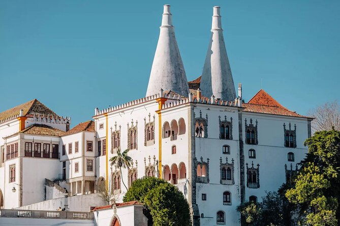 Lisbon: Sintra Private Day Trip with Pena Palace & Wine Tasting - Adega Regional de Colares: Wine Tasting With a Strong Sense of Place