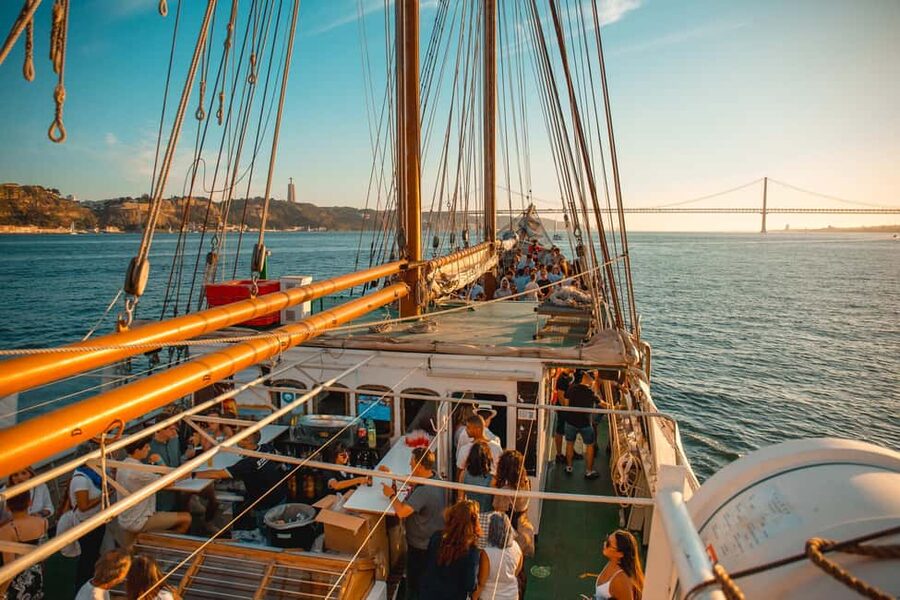 Lisbon: Sunset Boat Party Cruise with Music & Drinks - What makes this Lisbon sunset cruise feel like a real party