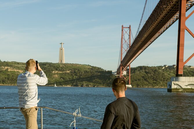 Lisbon: Sunset Catamaran Boat Tour with Music and Drinks - Why the Tagus River sunset works so well on a catamaran